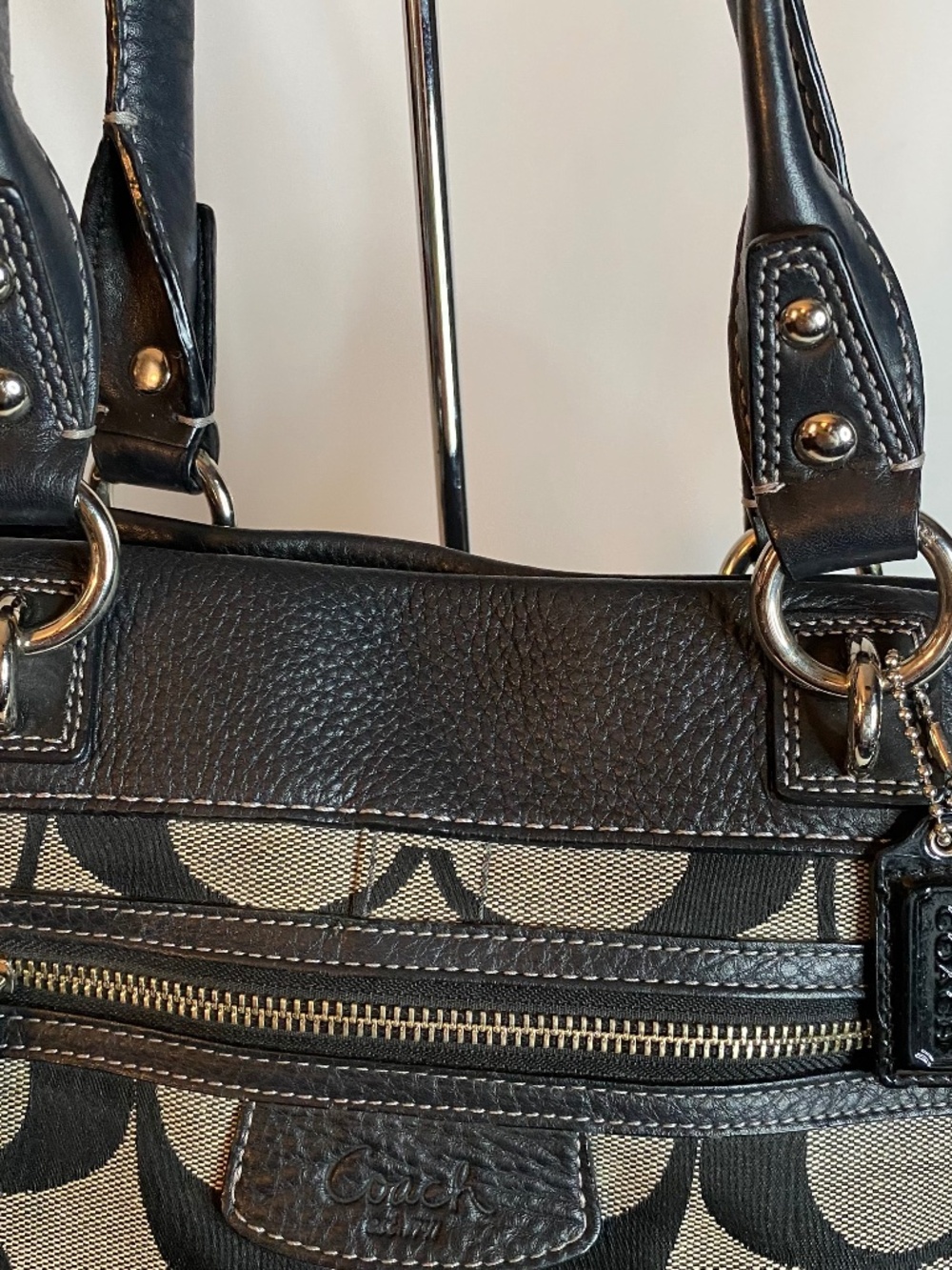 Vintage Coach Logo Black & Gray Satchel - Picture 5 of 8